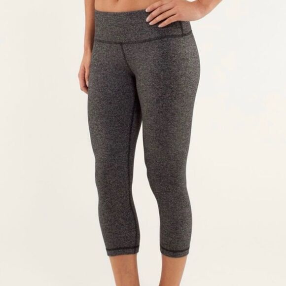 lululemon athletica Pants - Lululemon Black / Grey Marled Capri Leggings
